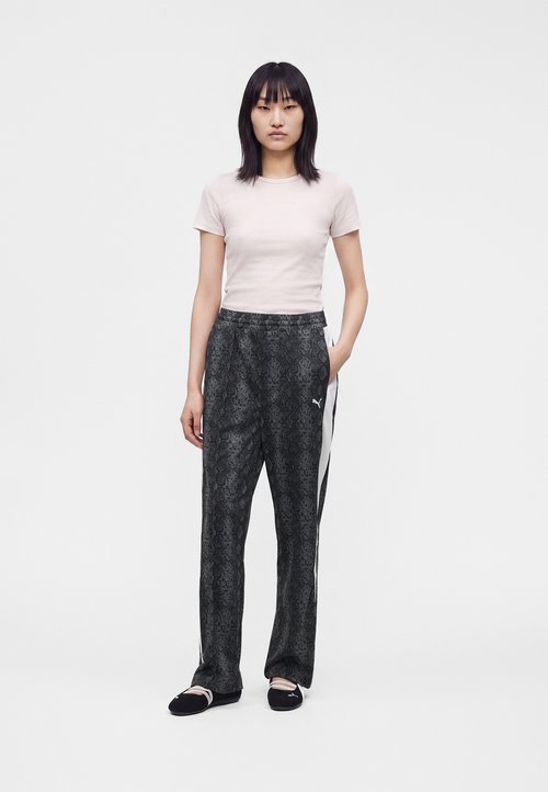 PUMA SNAKE STRAIGHT PANTS - Tracksuit bottoms - black — photo 2