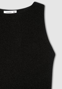 Top senza maniche nero con una texture liscia e luminosa; presenta un collo rotondo e un'etichetta con la scritta "TERRANOVA" di taglia S.
