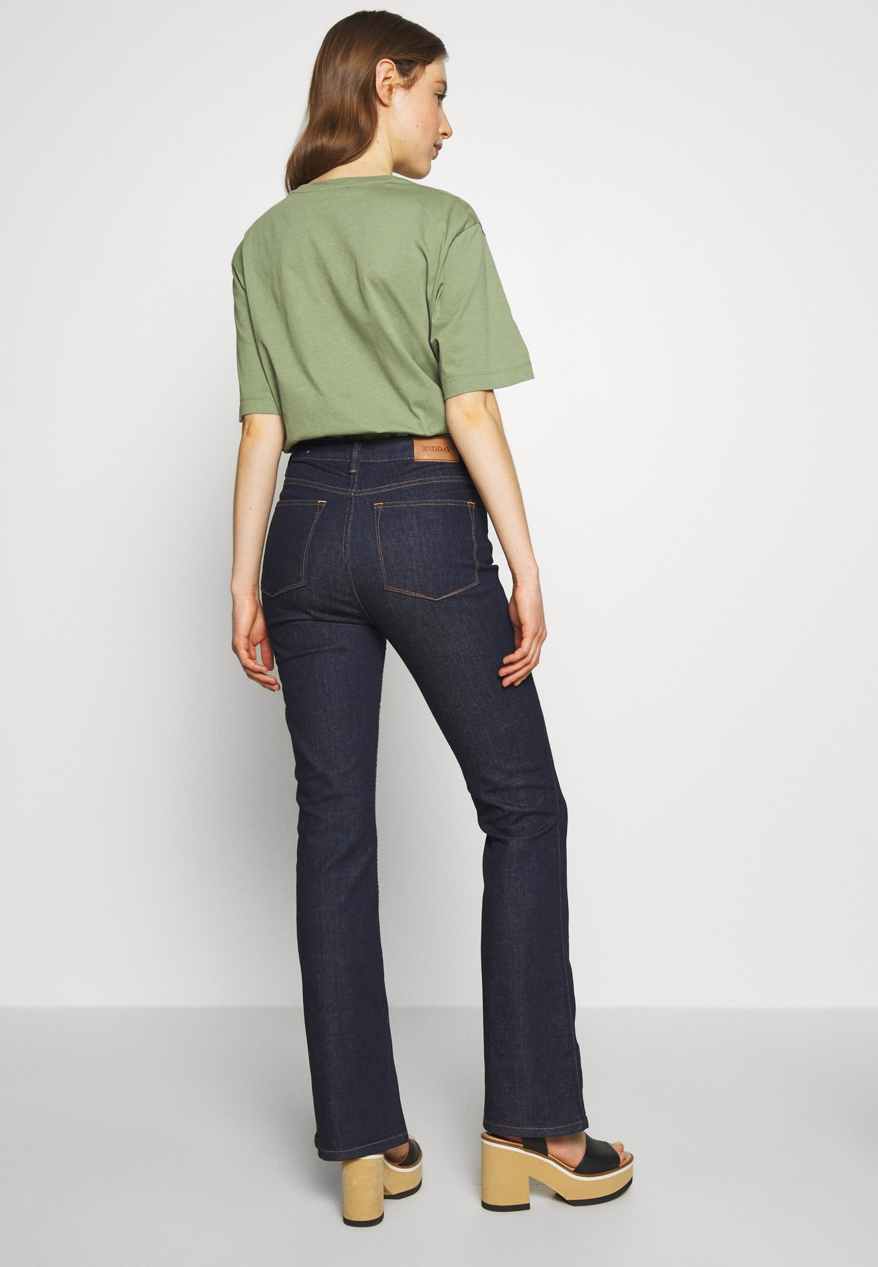 2nd Day FIONA Jeans bootcut dark blueblå denim Zalando.no 2nd Day FIONA Jeans bootcut dark blueblå denim Zalando.no