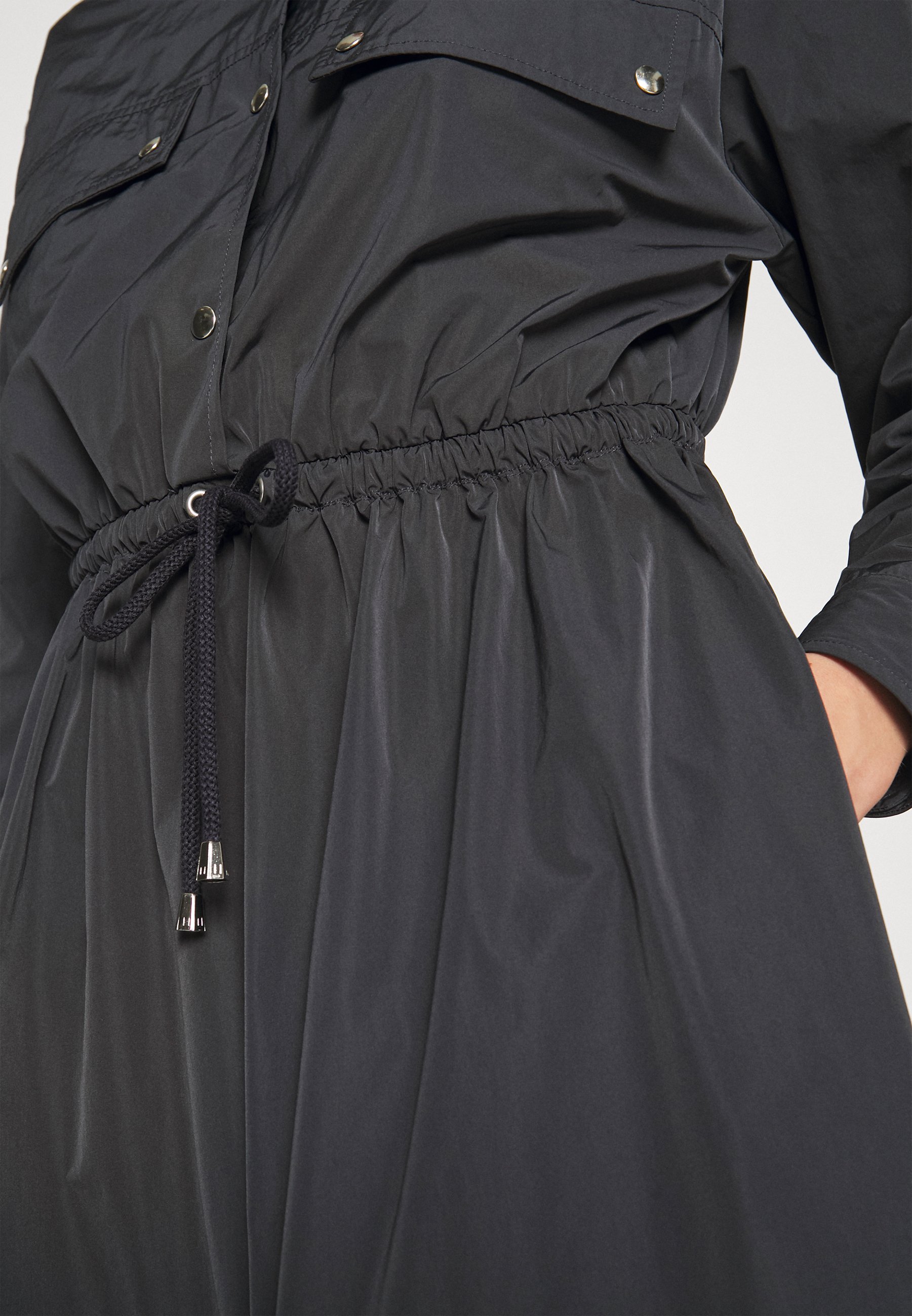 Robe Noire Aspesi - Composition Soie Et Coton, Modèle Art. 2916, Fabriqué En Italie, Neuf Avec étiquettes