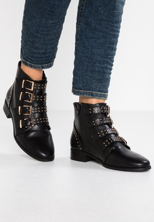 Ankle Boot - black
