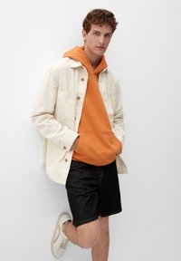 s.Oliver MIT BRUSTTASCHEN - Summer jacket - ecru