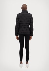 EA7 Emporio Armani Zimska jakna - black