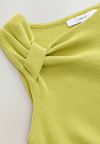 Top - lime green
