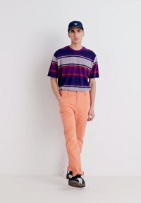 Thumbnail Image 2