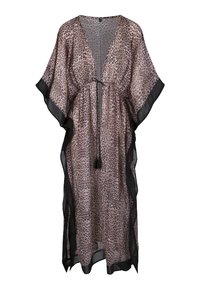 Kimono con stampa leopardata realizzato in tessuto leggero, con scollatura a V profonda, bordi neri e vita regolabile con coulisse e dettagli a frange.