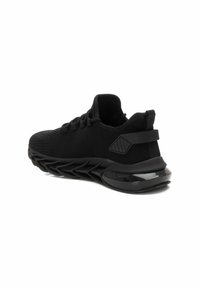 XTI Zapatillas - black