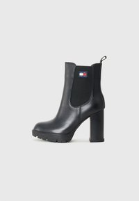 Tommy Jeans Aukštakulniai aulinukai - black