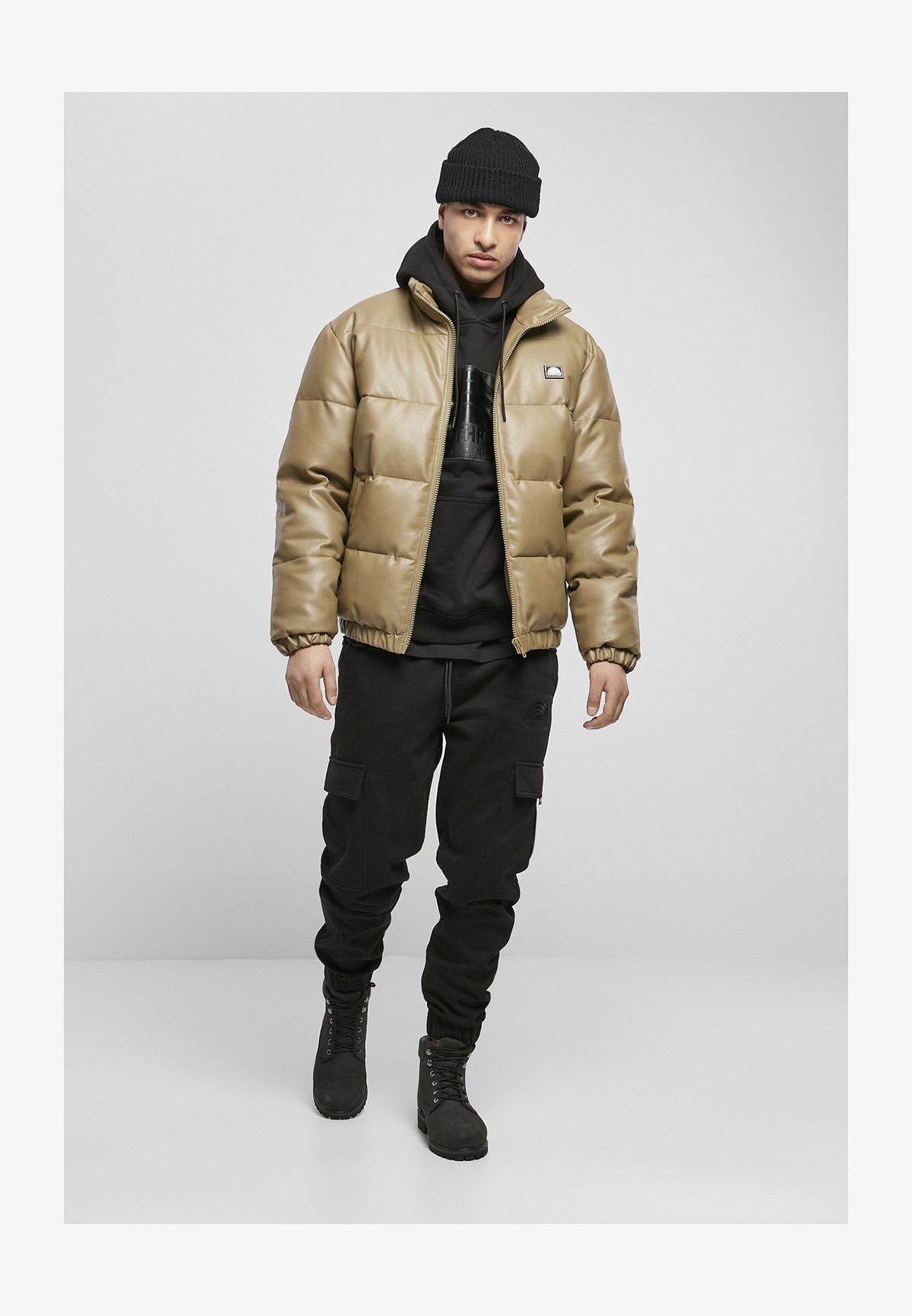Southpole Giacca Uomo In Similpelle Imbottita – Bomber Nero Con Logo E Zip