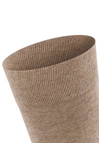 FALKE SENSITIVE LONDON - Socken - hellbraun