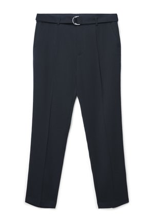Marineblaue maßgeschneiderte Hosen mit schmaler Passform, gefaltenem Vorderteil, Seitentaschen und einem passenden Gürtel mit einer silbernen D-Ring-Schnalle.