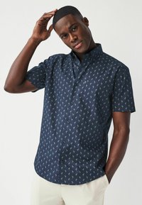 Next OXFORD FIT SHORT SLEEVE REGULAR FIT - Pluus - navy blue flamingo