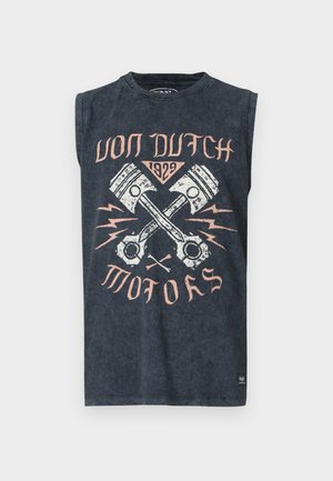 Ärmelloses dunkelgraues Shirt mit gekreuzten Kolben, Blitzen und dem Text "Von Dutch 1929 Motors" in verblasstem Pink und Weiß.