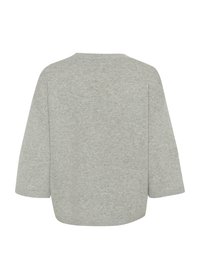 Világosszürke pulóver dobozos szabással, széles ujjal és bordázott nyakkal. Simaszerkezet, minimalista design és látható díszítések nélkül.