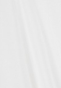 Thumbnail Image 7