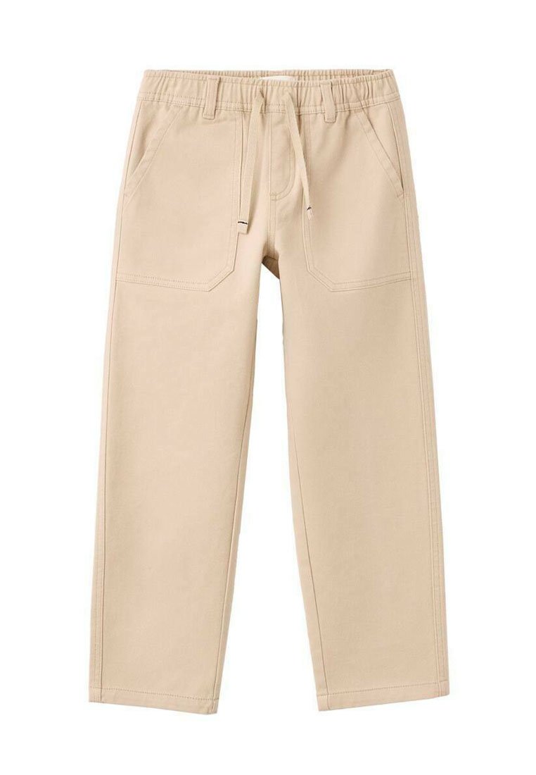 Bež hlače, casual, izdelane iz mehkega materiala z elastičnim pasom in vrvico za zategovanje. Imajo dva sprednja žepa in detajle na zadnjem žepu.