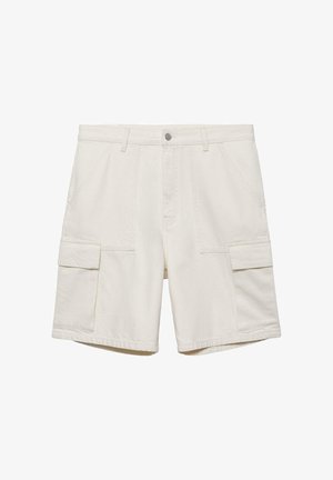 Beżowe szorty cargo z przednim guzikiem, szlufkami na pasek, dwoma kieszeniami bocznymi oraz dwoma kieszeniami na udach na białym tle.