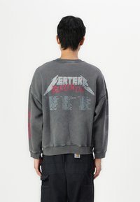 Vertere Berlin JUSTICE UNISEX - Camisola - washed black