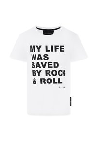 Biała bawełniana koszulka z odważnym czarnym napisem: "MOJE ŻYCIE ZOSTAŁO URATOWANE PRZEZ ROCK & ROLL." Klasyczny krój z okrągłym dekoltem i krótkimi rękawami.