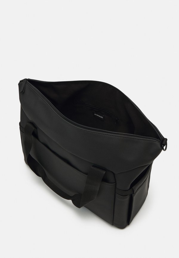 RUBBERISED SET - Weekend bag2