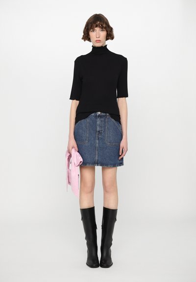 Filippa K MOCK NECK TEE - T-shirts print - black