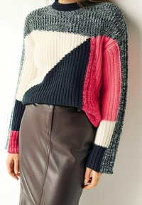 Next Neule - pink