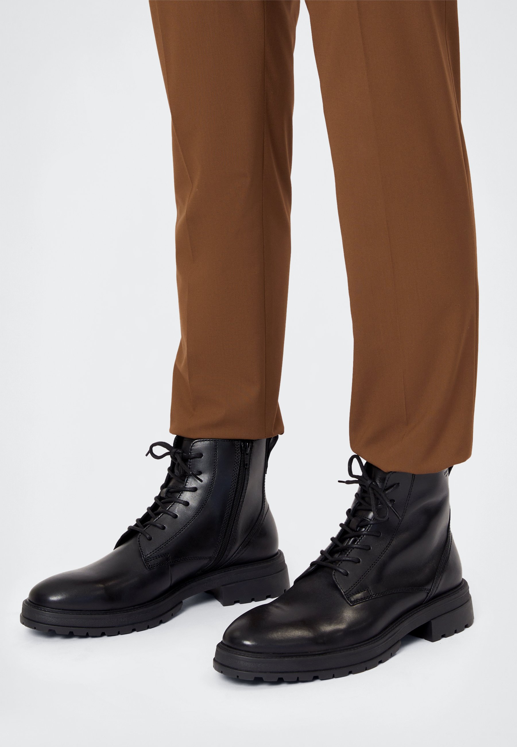 vagabond johnny boots