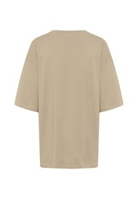 Beige übergroßes T-Shirt mit kurzen Ärmeln, Rundhals-Ausschnitt und einer weichen, glatten Textur. Keine sichtbaren Logos oder Muster.
