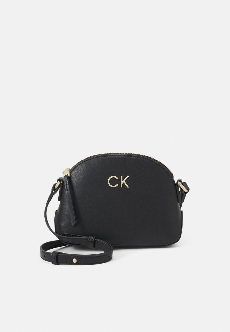 Calvin Klein LOCK SEASONAL CROSSBODY  - Axelremsväska - black
