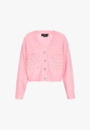 Rosa flauschige Strickjacke mit V-Ausschnitt, fünf dekorativen Knöpfen, zwei Taschen und verziert mit perlenähnlichen Akzenten. Kurz geschnitten, weicher Stoff.