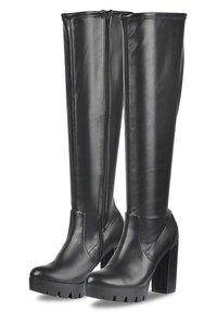 Botas negras sobre la rodilla hechas de cuero sintético, con cremallera lateral, suela de plataforma gruesa y tacón cuadrado. Textura suave y diseño elegante.