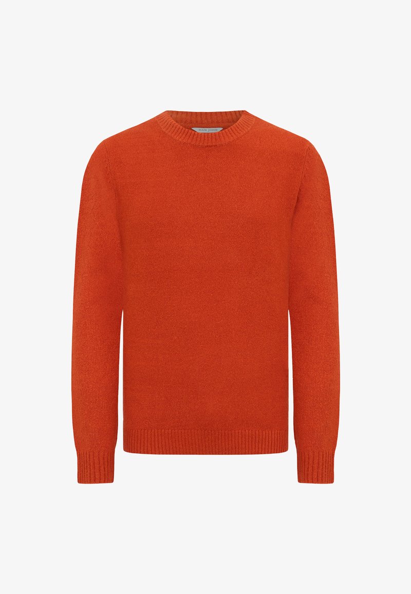 Pull en laine orange avec un col rond, des manches longues, et des poignets et un ourlet côtelés, présentant une texture douce et des détails de design minimalistes.