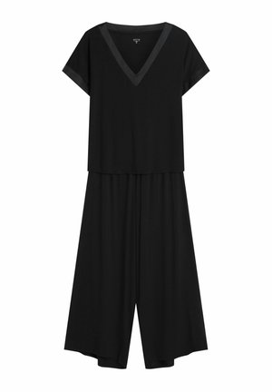Czarny krótki kombinezon z krótkim rękawem, dekoltem w kształcie litery V i szerokimi nogawkami, o luźnym i wygodnym kroju.