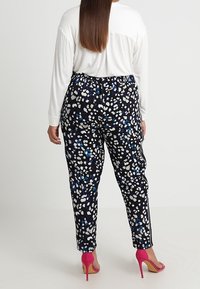 Live Unlimited London Trousers - dark blue