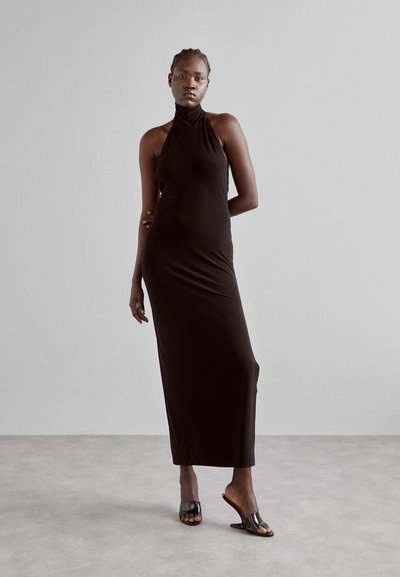 Norma Kamali HALTER TURTLE SIDE SLIT GOWN - Φόρεμα από ζέρσεϊ - black