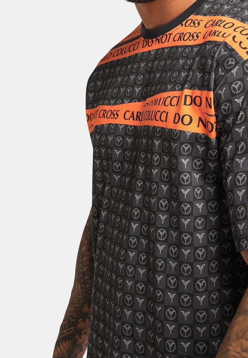 Carlo Colucci T-shirt z nadrukiem