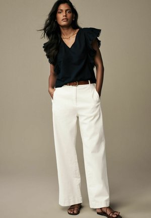 Laura Ashley WIDE - Relaxed fit -farkut - ecru