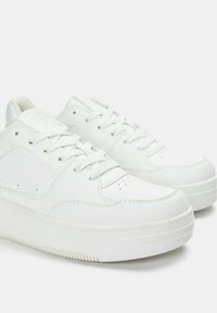 Thumbnail Image 5