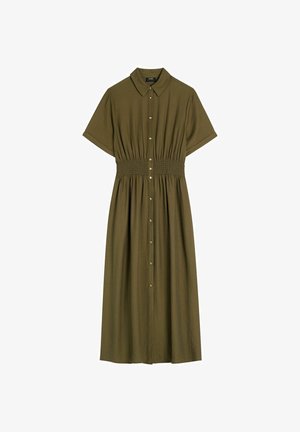 Szmaragdowa sukienka midi z krótkimi rękawami, szpiczastym kołnierzykiem, zapięciem na guziki z przodu i marszczonym elastycznym paskiem w talii.