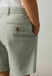 Reiss REISS WICKET CASUAL CHINO SHORTS - Chinos - pistachio