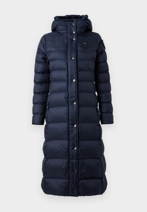 Námornícka puffer bunda s kapucňou, dlhého strihu, s gombíkovými zapínaniami, prešívanou textúrou a logom na rukáve.