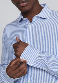 Matinique MARC - Ing - insignia blue