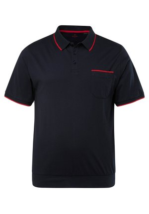 Námořnická polokošile s červenými akcenty na límci a kapse. Obsahuje tři knoflíky a texturovanou, prodyšnou tkaninu. Krátké rukávy s žebrovanými manžetami.