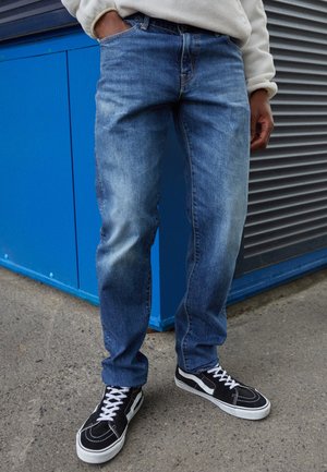 Straight leg jeans - rinsed denim