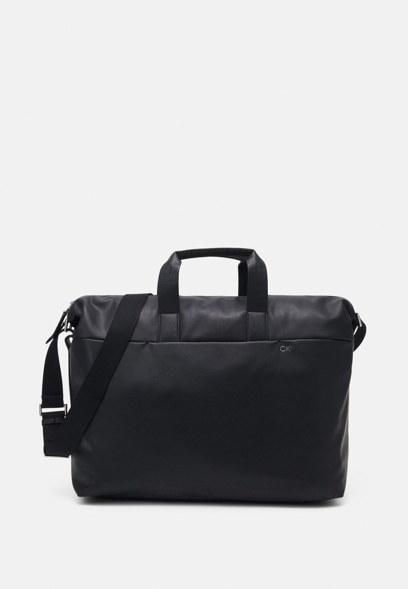 Calvin Klein SOFT GYM DUFFLE UNISEX Weekend bag black Zalando