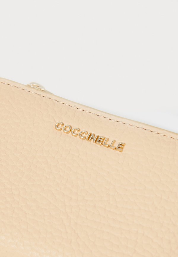 SOFT - Wallet - betulla3