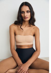 Lindex SEAMLESS BANDEAU - Topp - beige