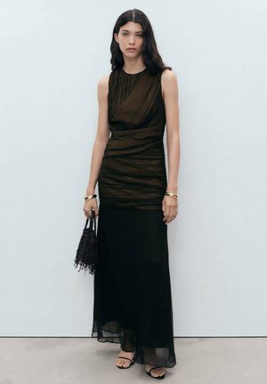 CONTRASTING TEXTURED - Rochie maxi - black