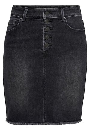 Jupe en denim noire avec cinq boutons sur le devant, passants de ceinture, deux poches latérales et un ourlet effiloché.