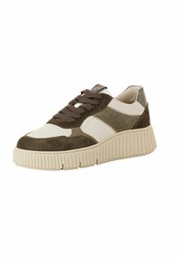 Sneaker mit einem Obermaterial aus weißem und olivgrünem Wildleder, strukturiertem beigen Sohlen, flachen Schnürsenkeln und einem gepolsterten Schaftrand für Komfort. Abgerundete Zehenform und tonale Akzente.